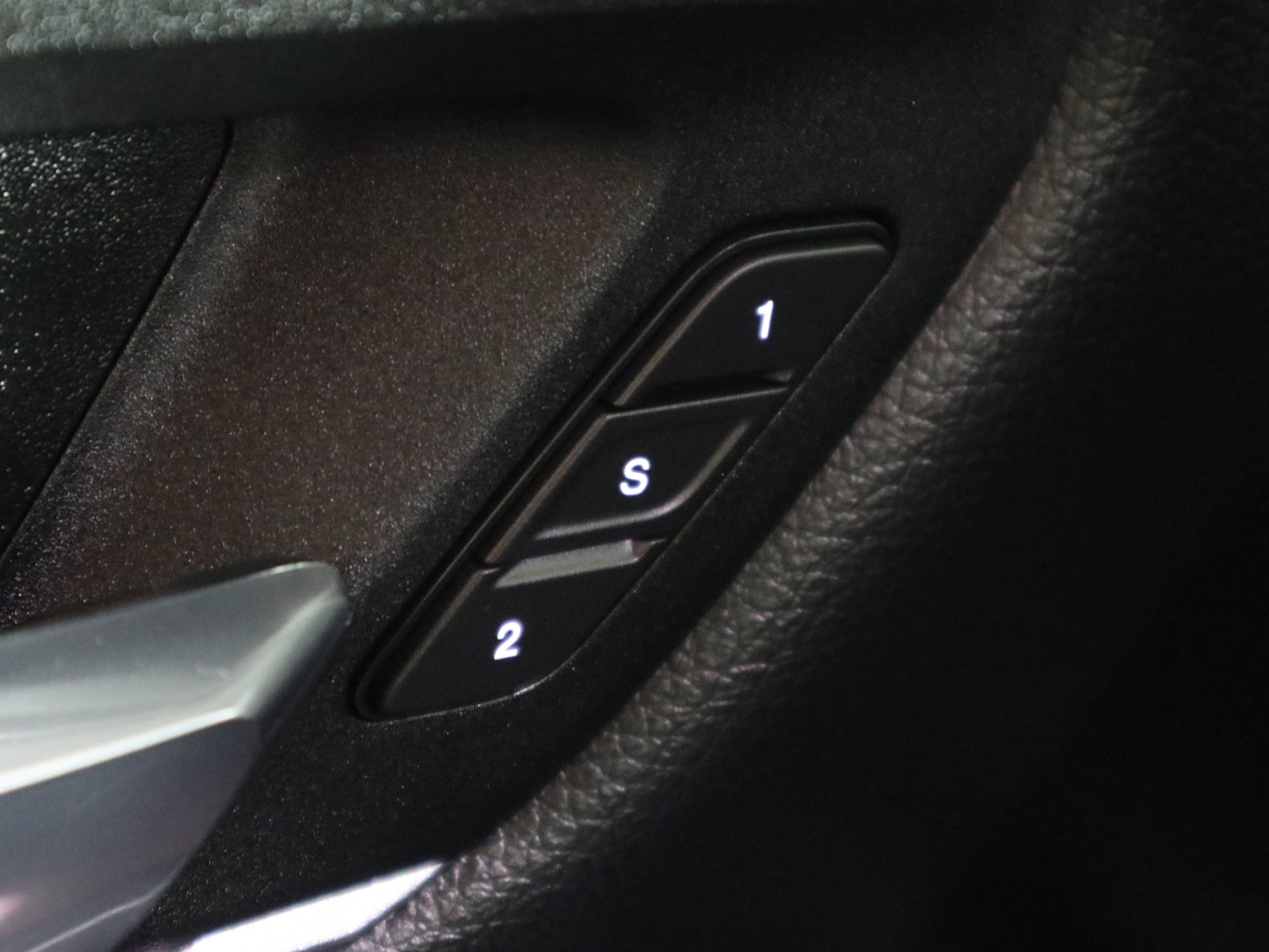 Used 2023 RAM 1500 Laramie AWD/4WD image 34