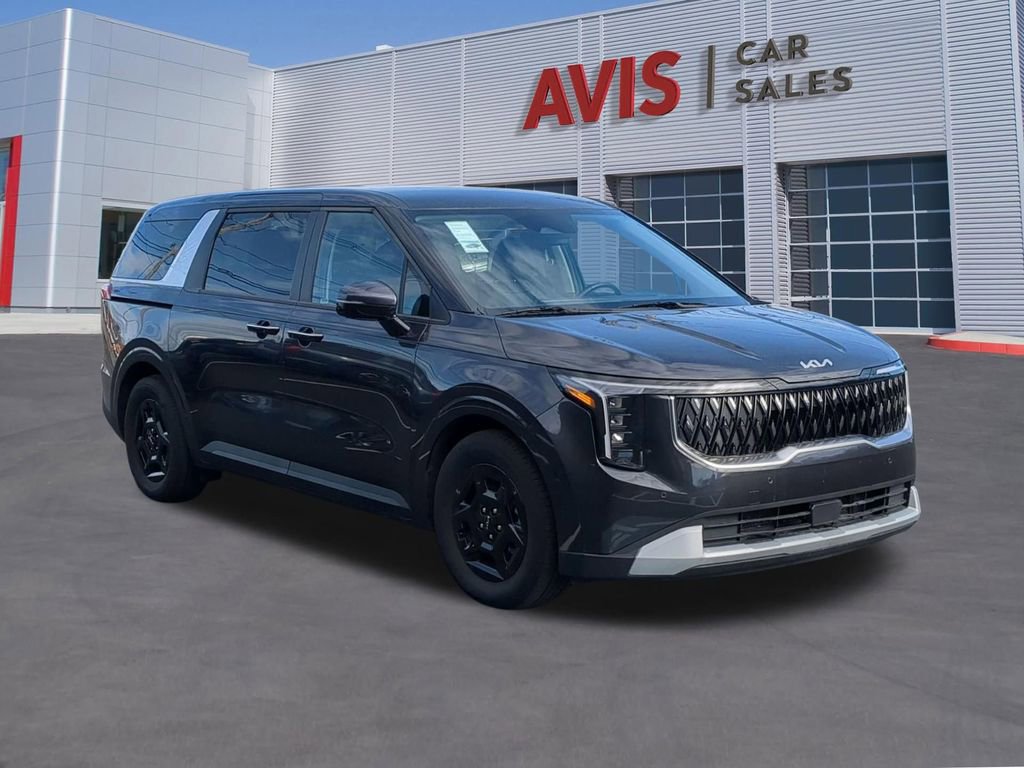 Used 2025 Kia Carnival image 3