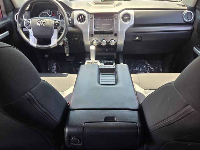 Used 2017 Toyota Tundra SR5 w/ SR5 Upgrade Package RWD image 13