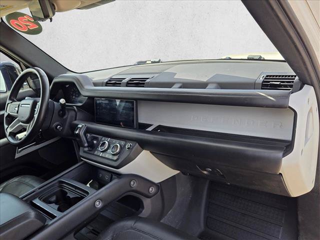 Used 2020 Land Rover Defender 110 SE AWD/4WD image 21