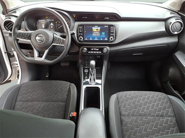 Used 2021 Nissan Kicks SV image 21