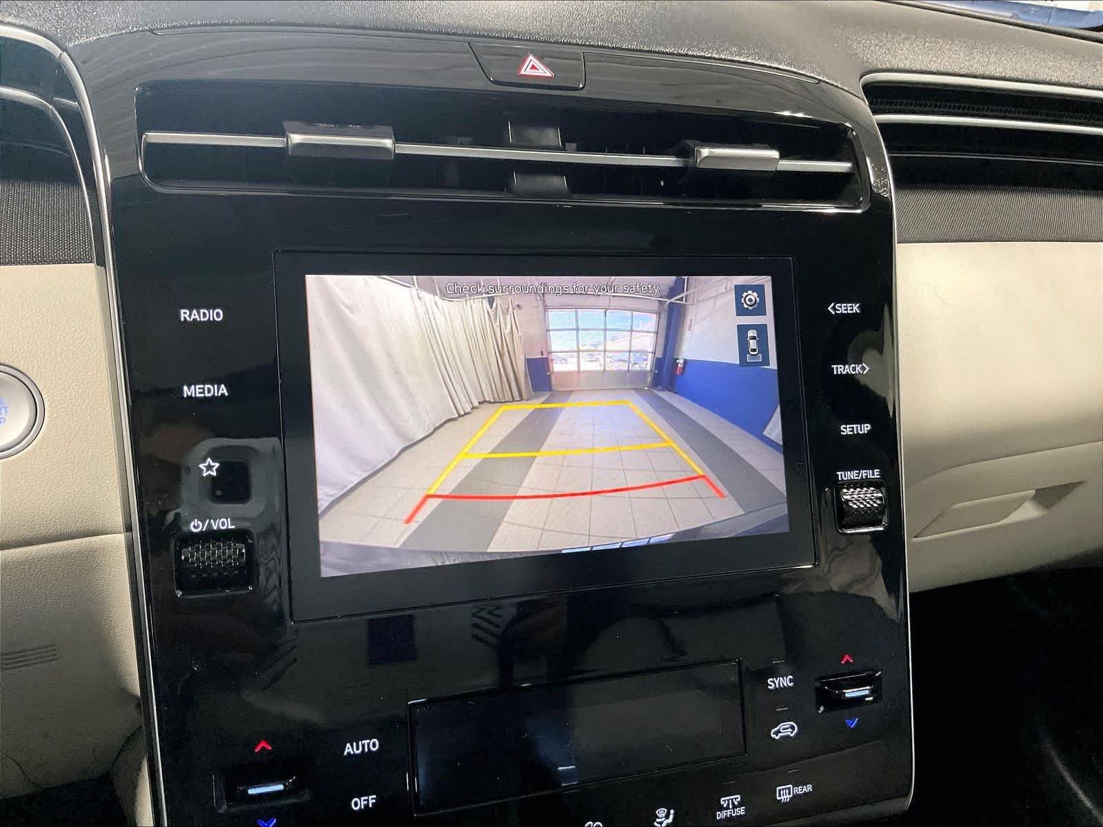 Used 2022 Hyundai Tucson SEL w/ Convenience + Premium Package AWD/4WD image 19