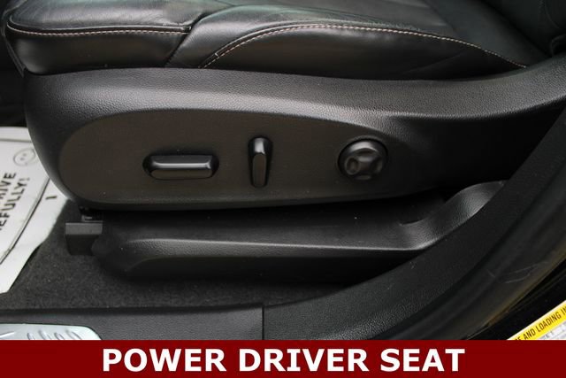 Used 2017 Buick Envision Premium w/ Driver Confidence Package AWD/4WD image 3