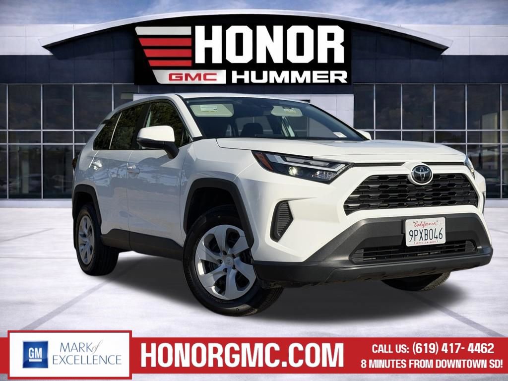 Used 2024 Toyota RAV4 LE image 2