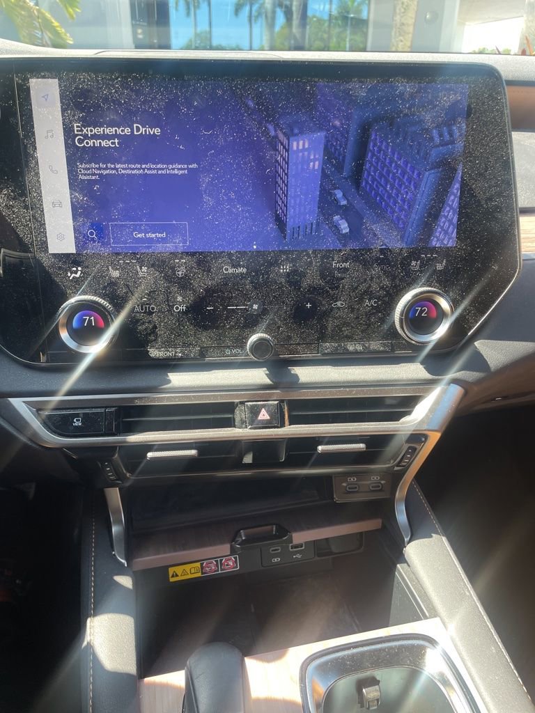 Used 2023 Lexus RX 350 Premium Plus w/ Cold Area Package FWD image 3