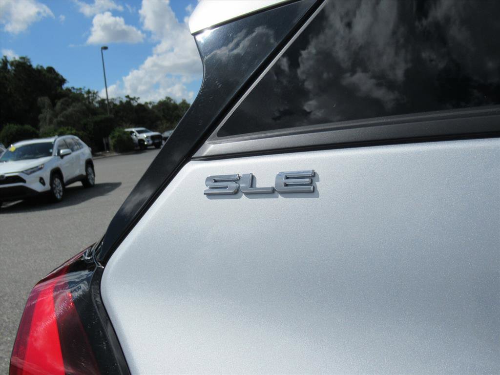 Used 2020 GMC Terrain SLE w/ Driver Convenience Package image 13