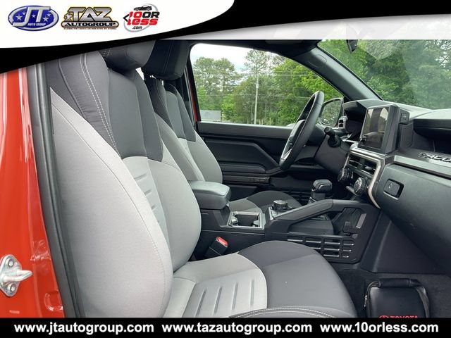 Used 2025 Toyota Tacoma TRD Off-Road AWD/4WD image 14
