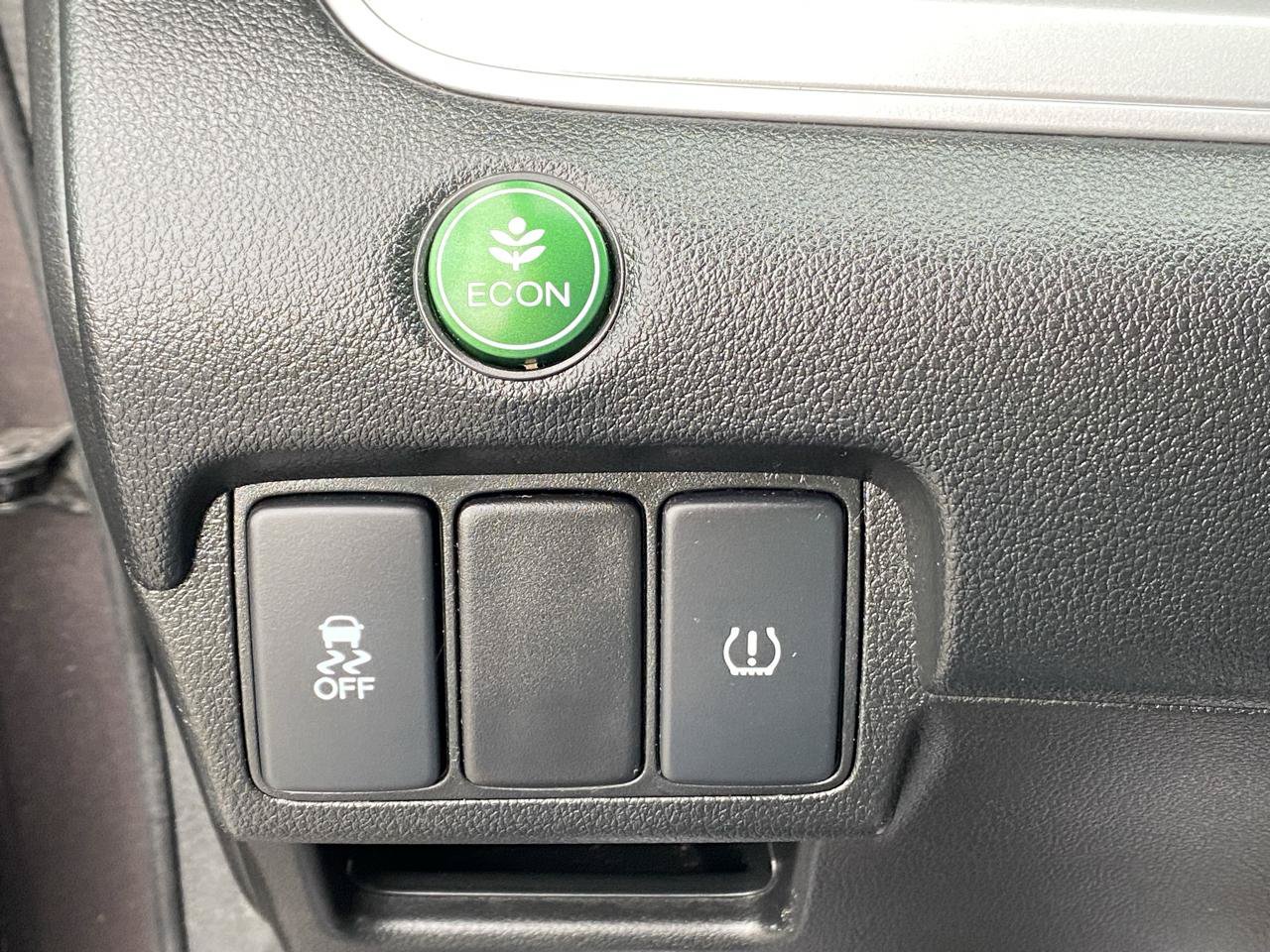 Used 2015 Honda CR-V LX image 14