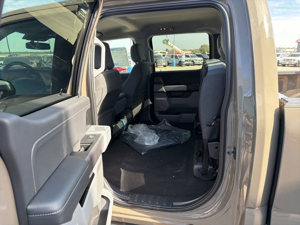 New 2026 Ford F350 XLT w/ XLT Premium Package image 23