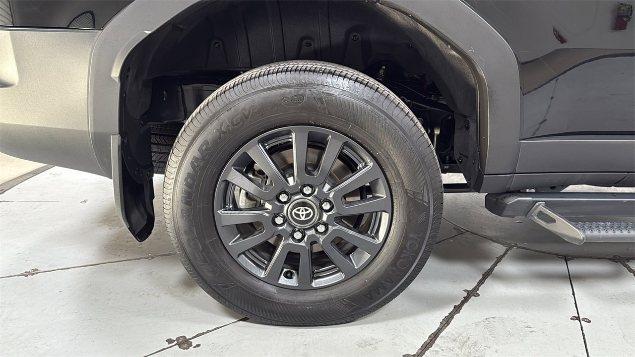 Used 2024 Toyota Land Cruiser image 22