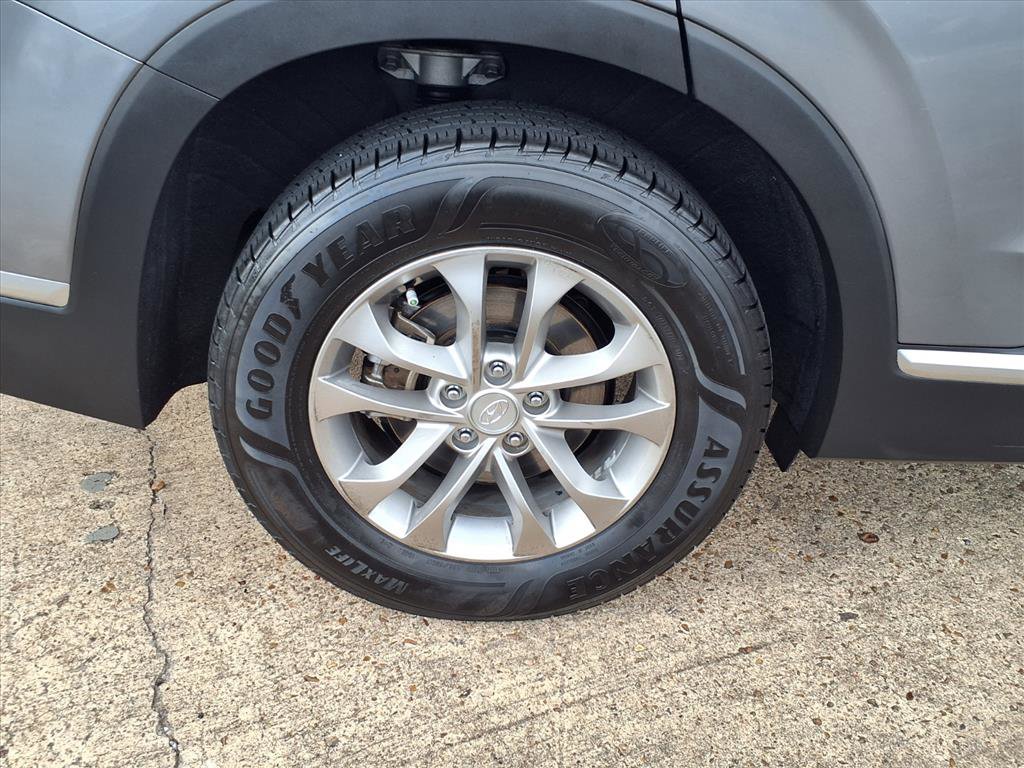 Used 2019 Hyundai Santa Fe SEL image 26