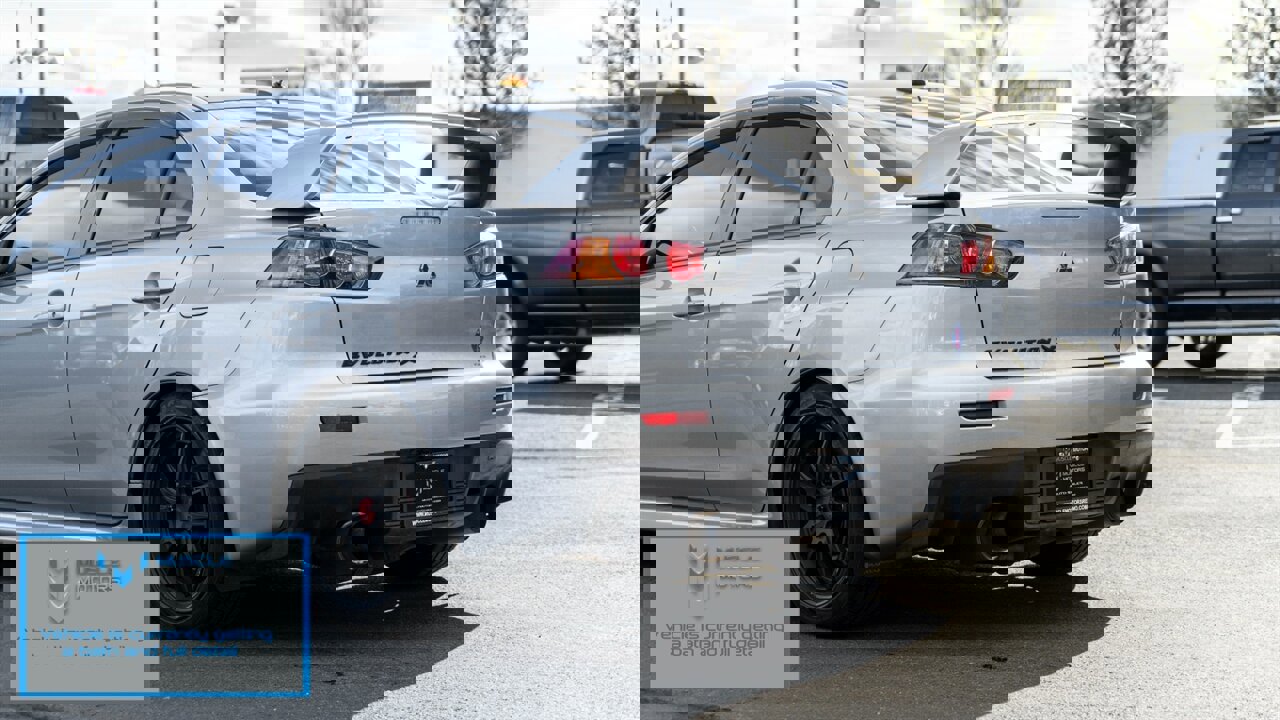 Used 2015 Mitsubishi Lancer Evolution GSR image 7