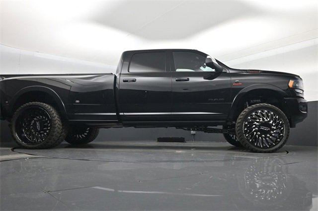 Used 2022 RAM 3500 Limited w/ Max Tow Package image 66