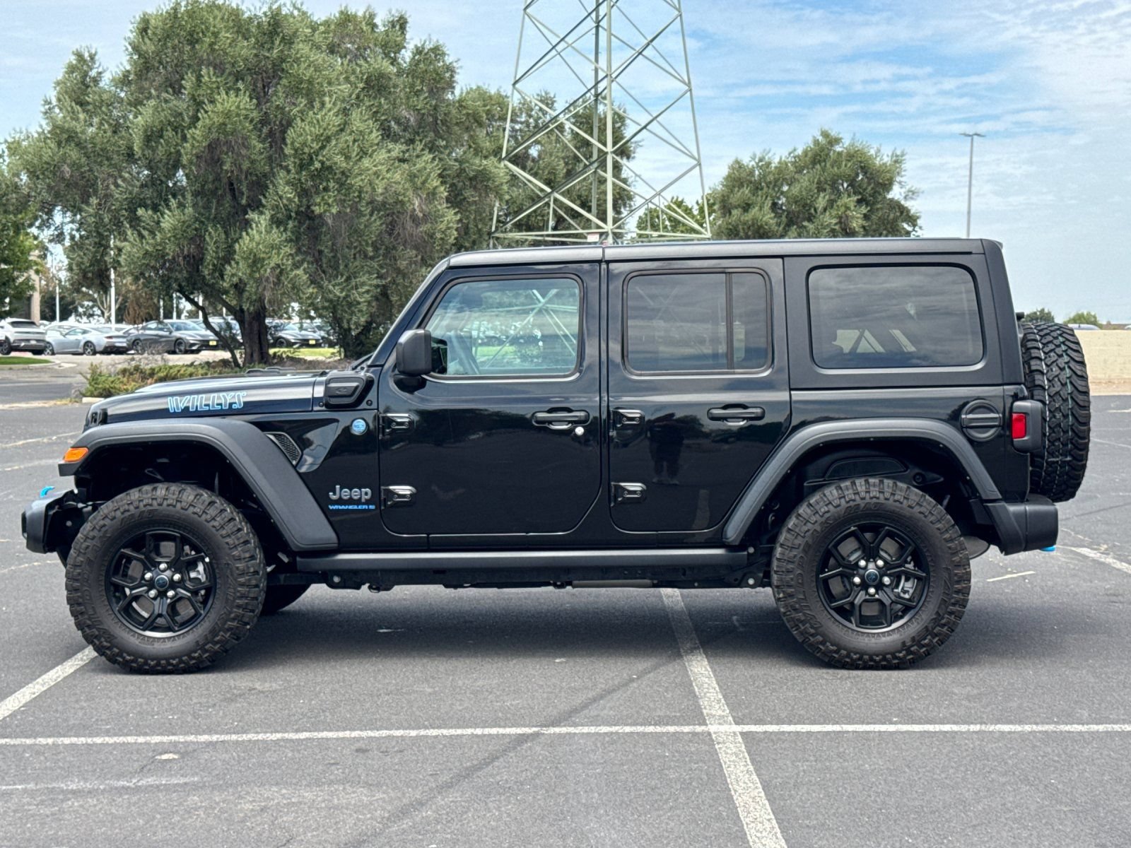 Used 2024 Jeep Wrangler Unlimited AWD/4WD image 7