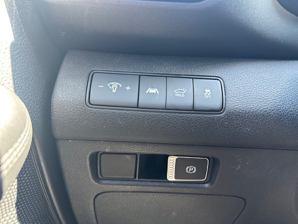 Used 2023 Hyundai Santa Fe SEL FWD image 20
