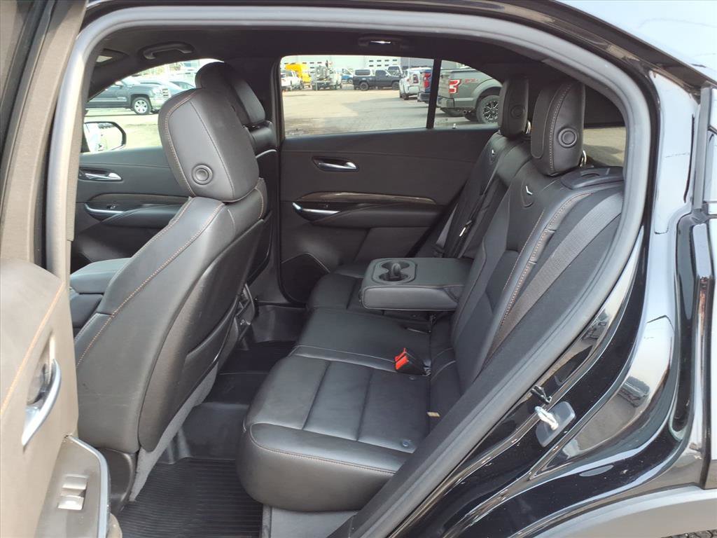 Used 2020 Cadillac XT4 Sport w/ Technology Package image 12