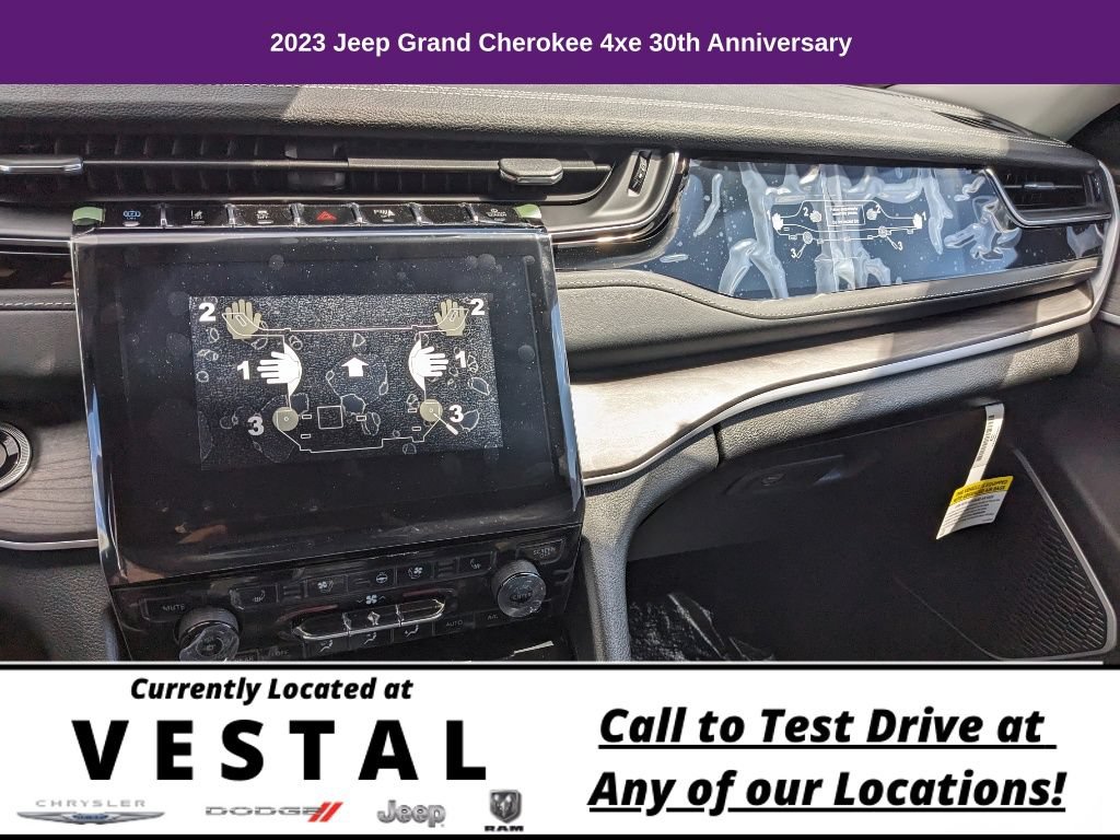 New 2023 Jeep Grand Cherokee 30th Anniversary AWD/4WD image 33