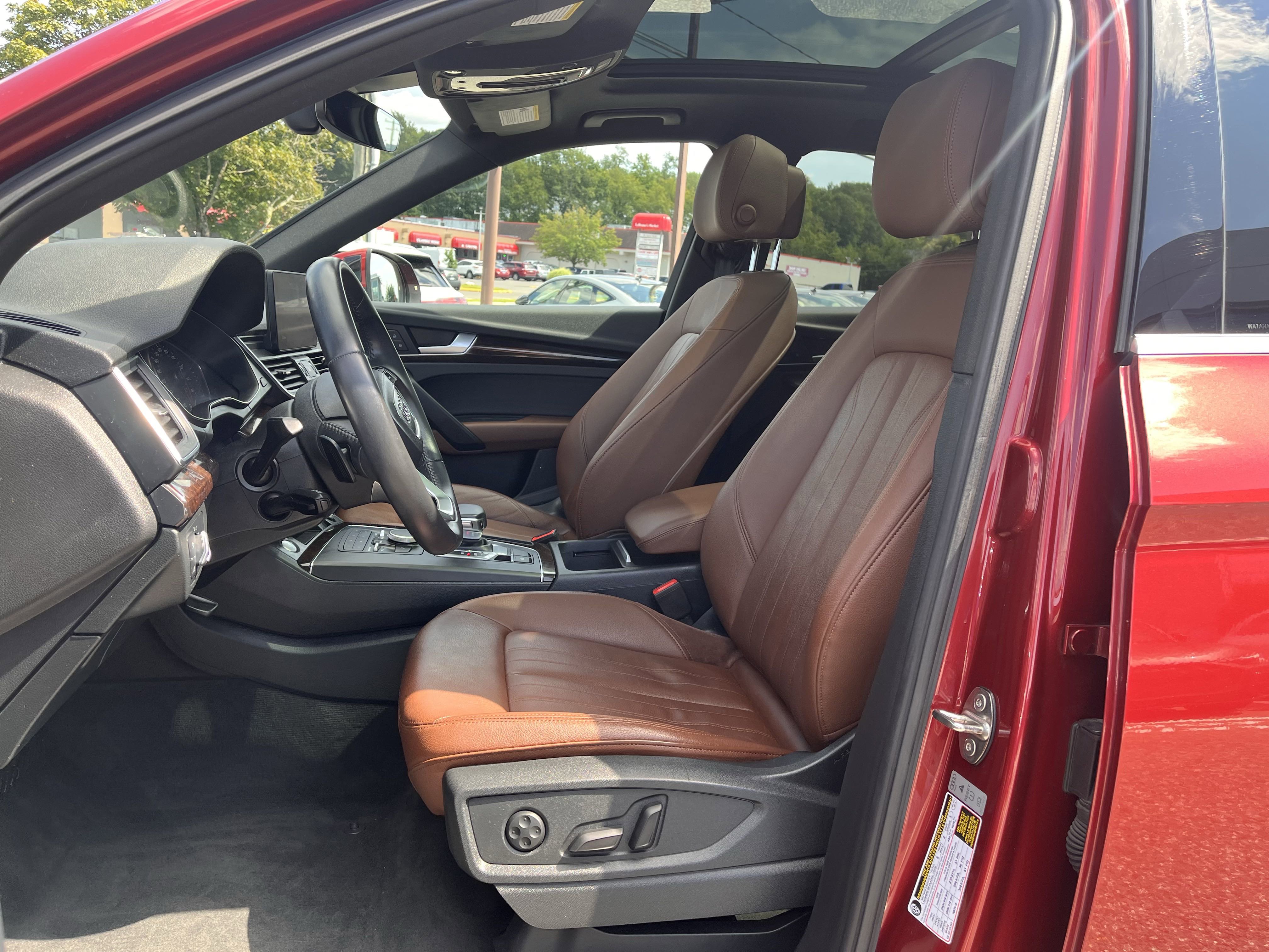 Certified 2019 Audi Q5 2.0T Premium w/ Convenience Package AWD/4WD image 9