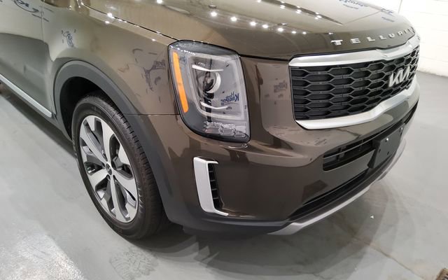 Used 2022 Kia Telluride S image 7