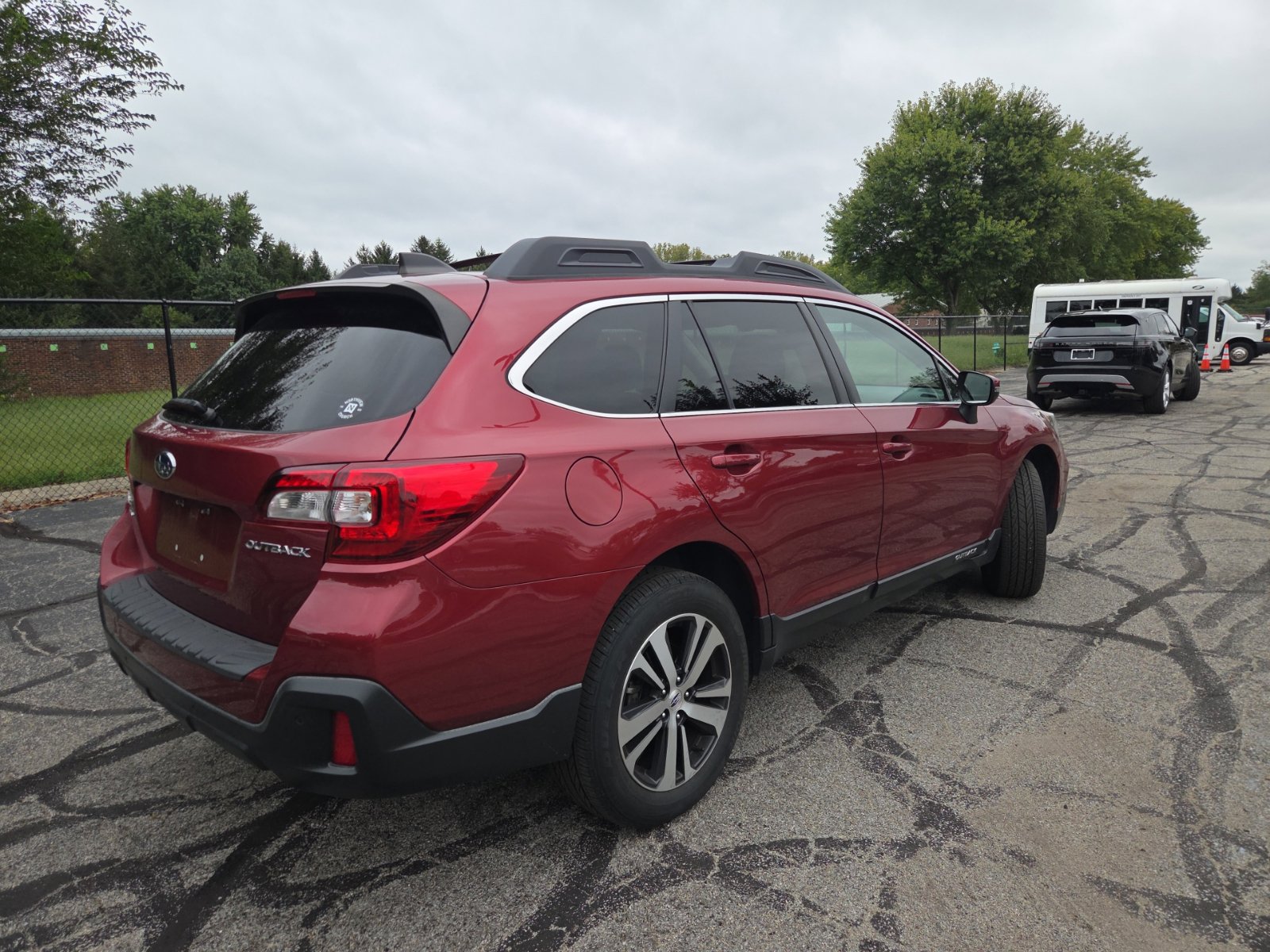 Used 2019 Subaru Outback 2.5i Limited AWD/4WD image 8