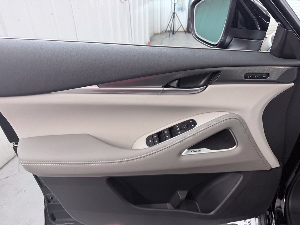 New 2027 INFINITI QX60 Luxe w/ Cargo Package FWD image 12