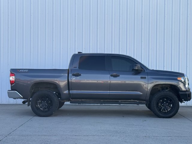 Used 2020 Toyota Tundra SR5 AWD/4WD image 3