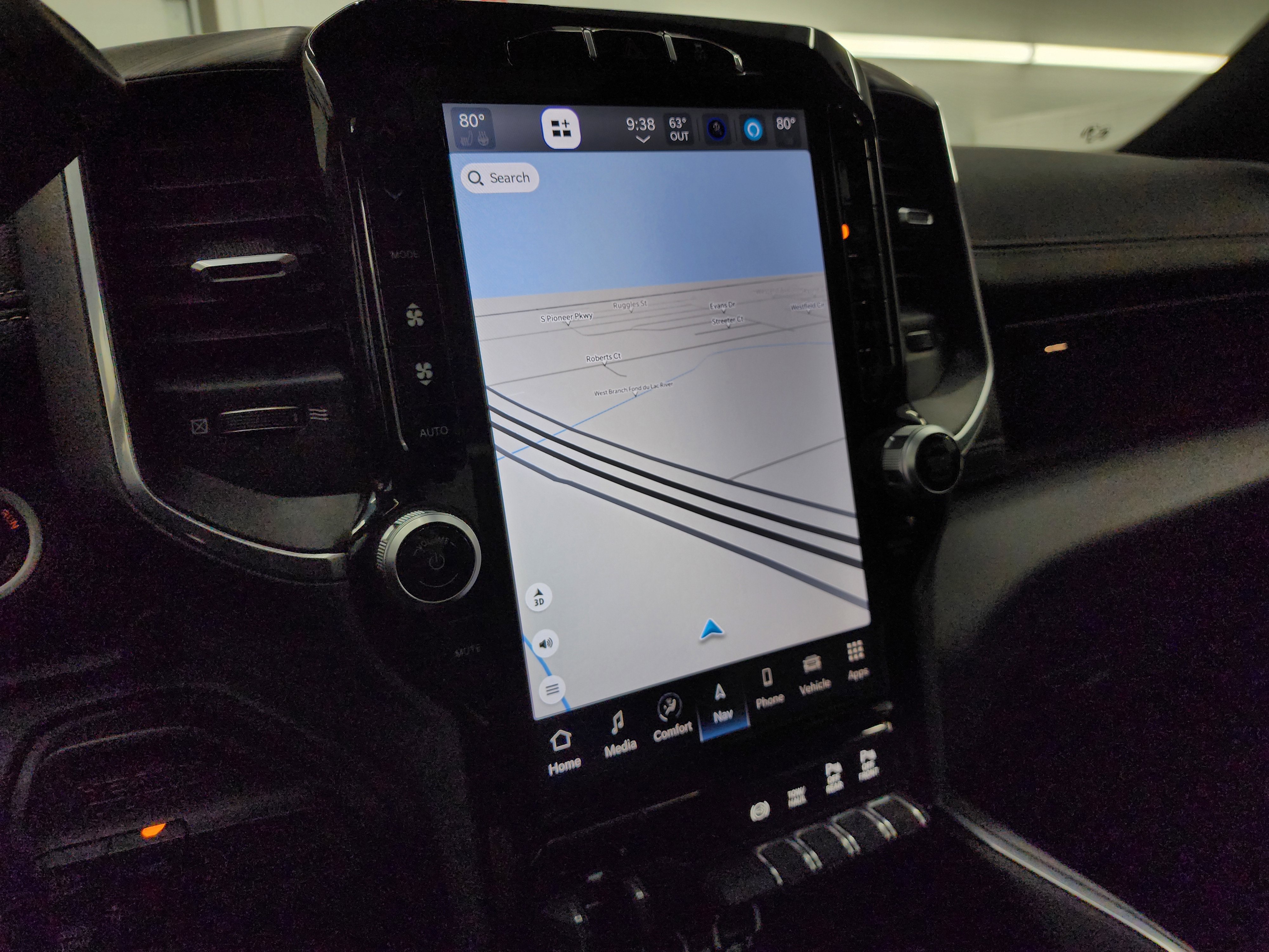 Used 2024 RAM 2500 Laramie w/ Sport Appearance Package image 50