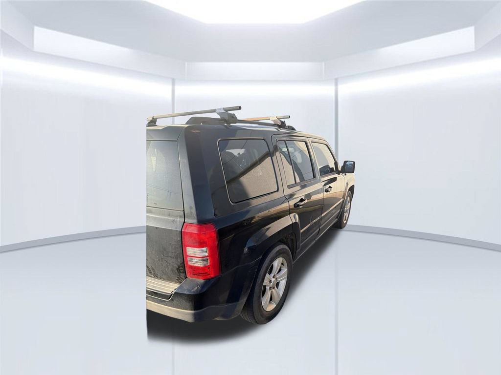 Used 2014 Jeep Patriot Sport w/ Power Value Group FWD image 5