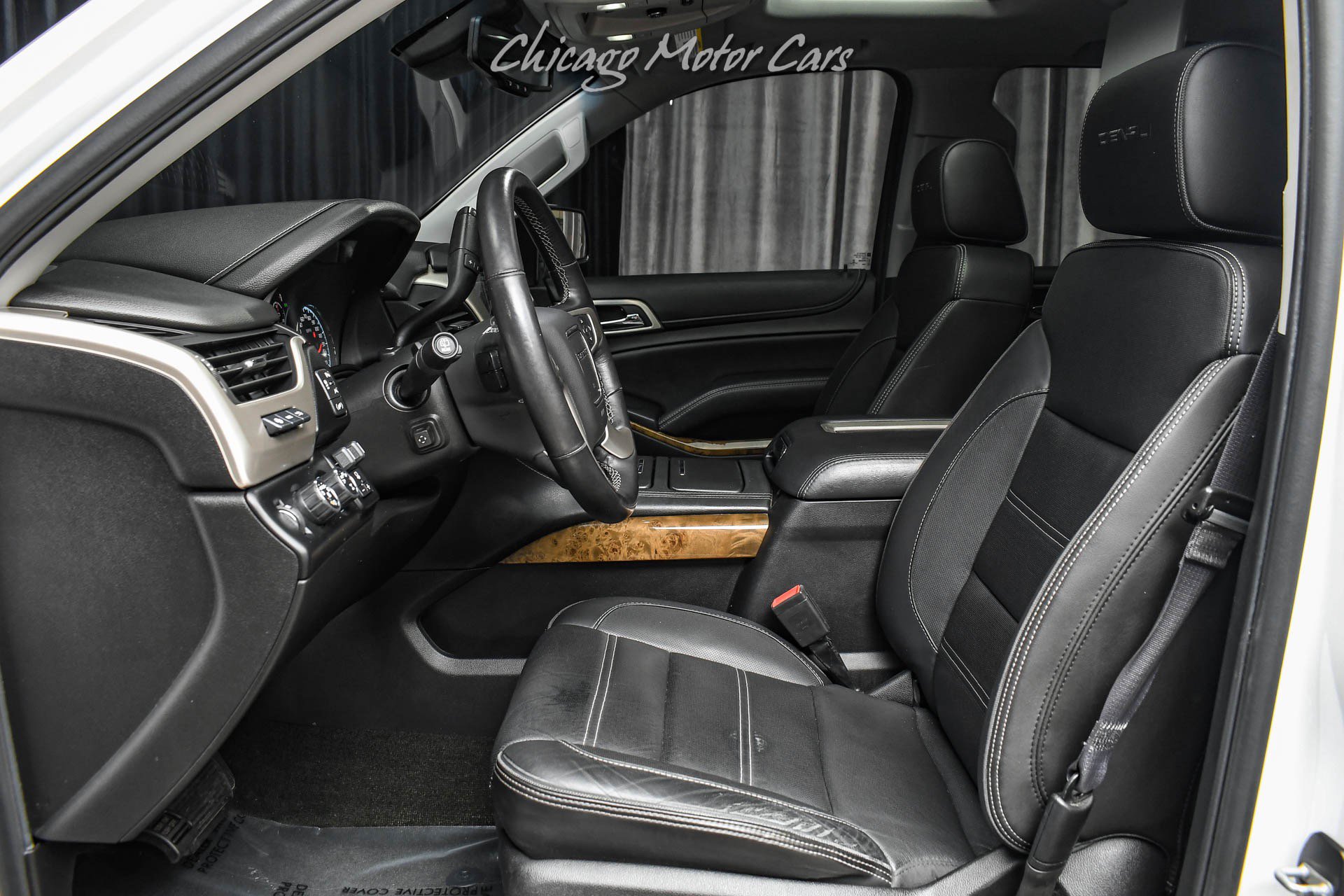 Used 2017 GMC Yukon Denali w/ Open Road Package AWD/4WD image 22