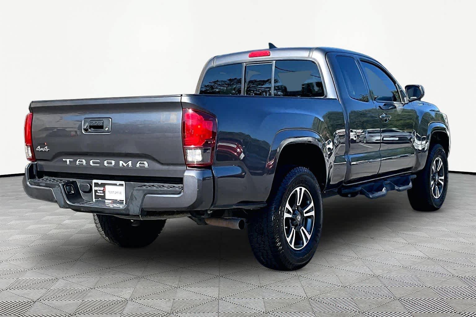 Used 2019 Toyota Tacoma SR w/ SR Convenience Package AWD/4WD image 13