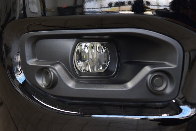 Used 2024 RAM 3500 Big Horn w/ Towing Technology Group image 12