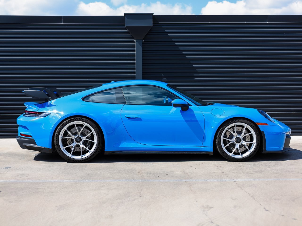 Certified 2022 Porsche 911 GT3 image 8