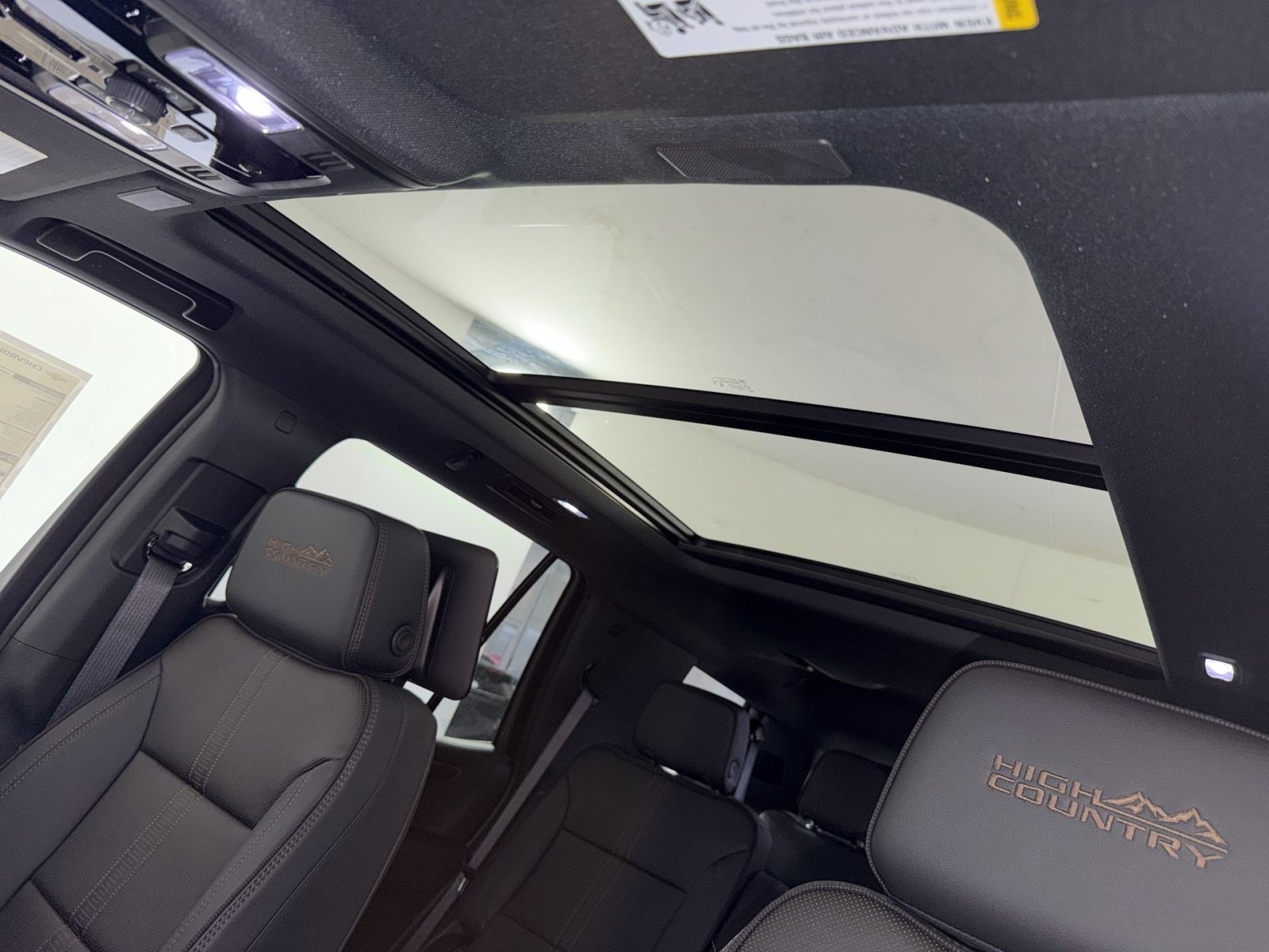 New 2026 Chevrolet Tahoe High Country AWD/4WD image 24