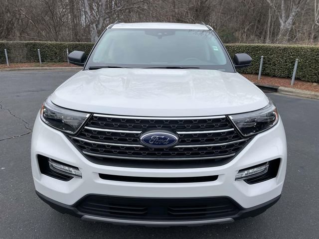 Used 2023 Ford Explorer XLT w/ Equipment Group 202A image 2