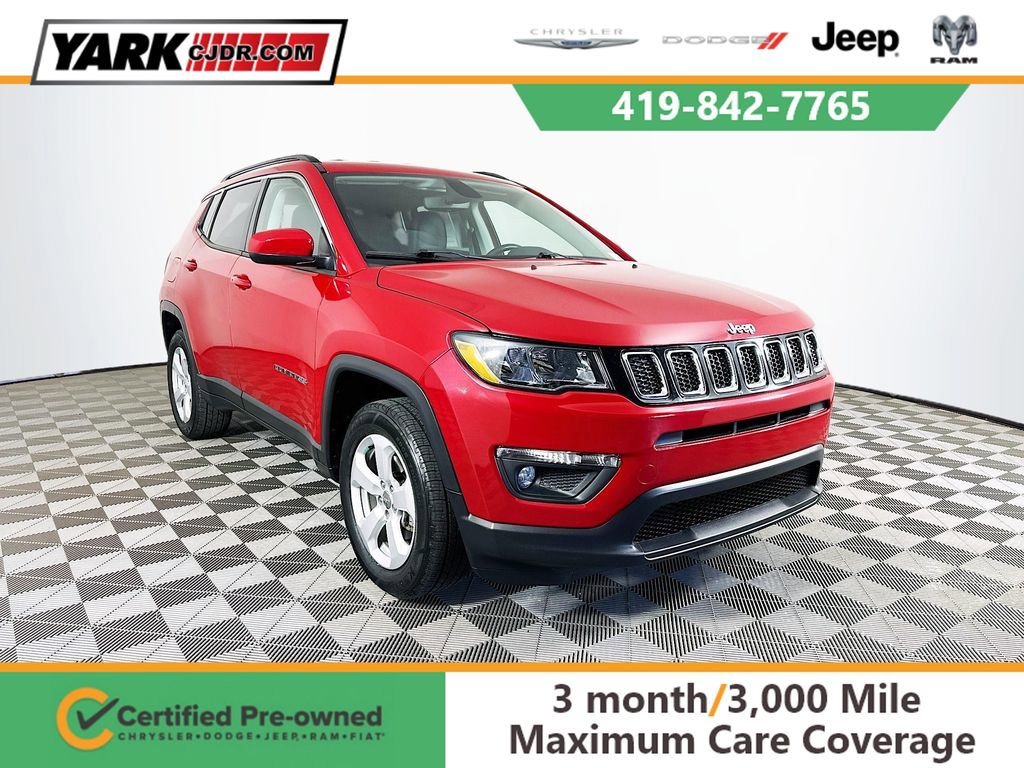 Used 2019 Jeep Compass Latitude w/ Cold Weather Group image 1
