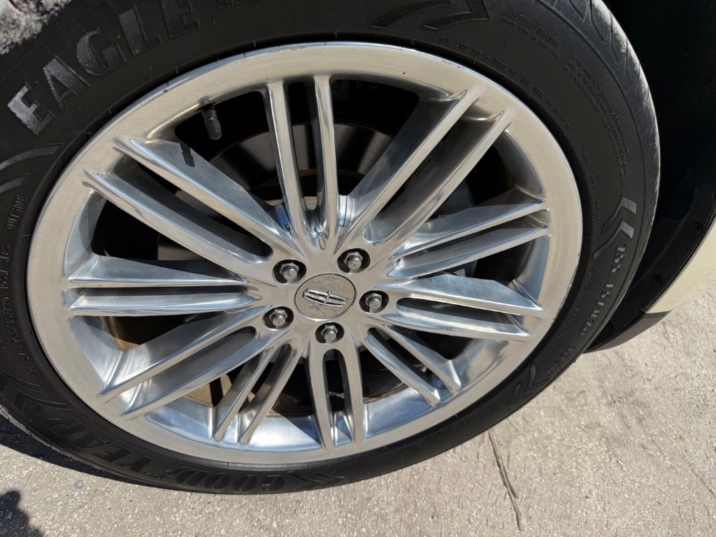 Used 2018 Lincoln MKT AWD w/ Technology Package image 11