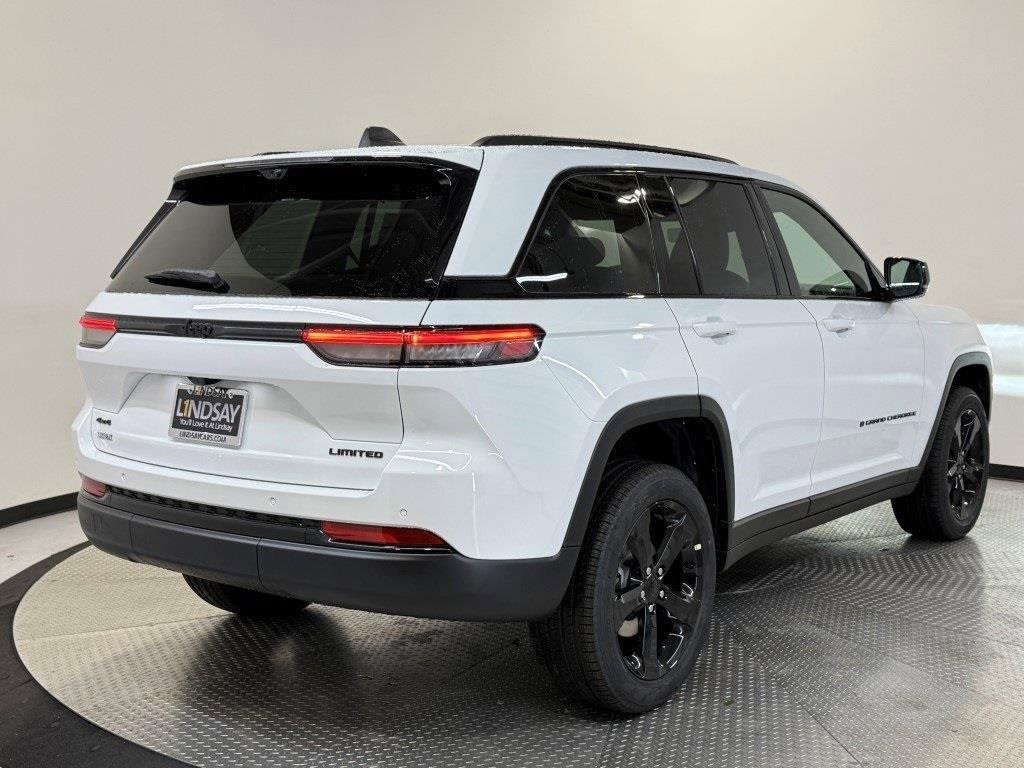 New 2025 Jeep Grand Cherokee Limited w/ Luxury Tech Group II image 4