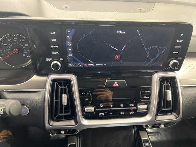 Used 2023 Kia Sorento EX image 18