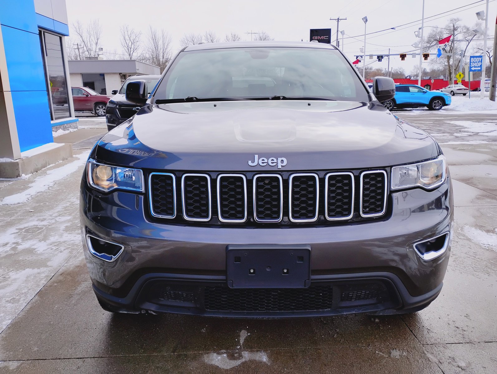 Used 2020 Jeep Grand Cherokee Laredo image 28