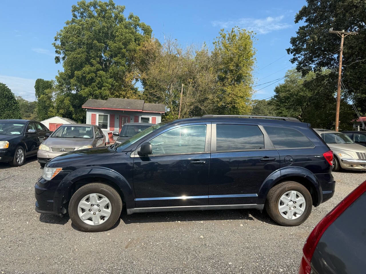 Used 2011 Dodge Journey Express w/ Flexible Seating Group image 2