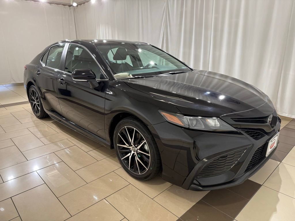 Certified 2023 Toyota Camry SE image 7
