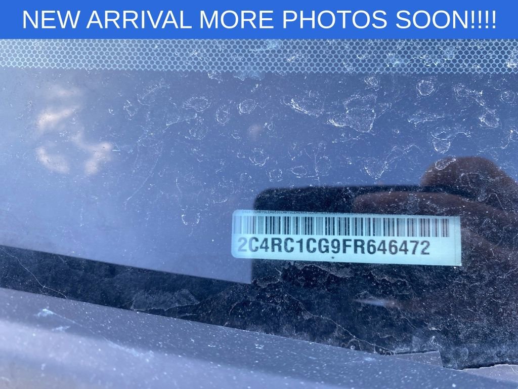 Used 2015 Chrysler Town & Country Touring-L w/ Driver Convenience Group image 11