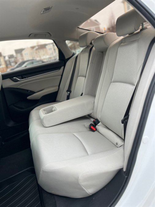 Used 2019 Honda Accord EX image 30