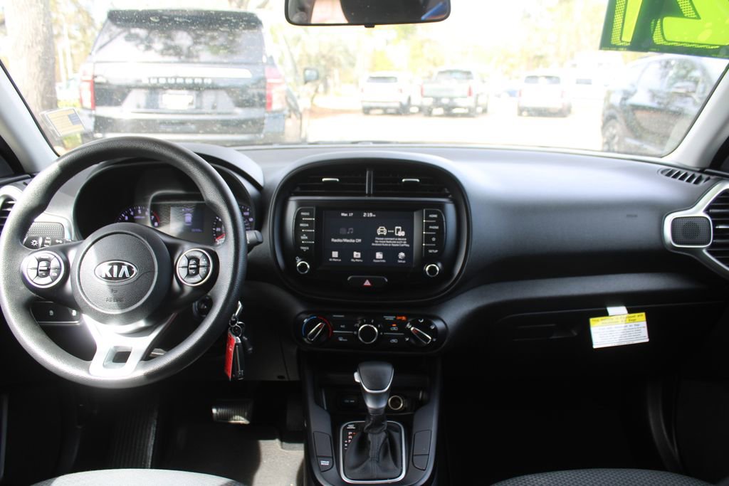 Used 2021 Kia Soul LX image 22