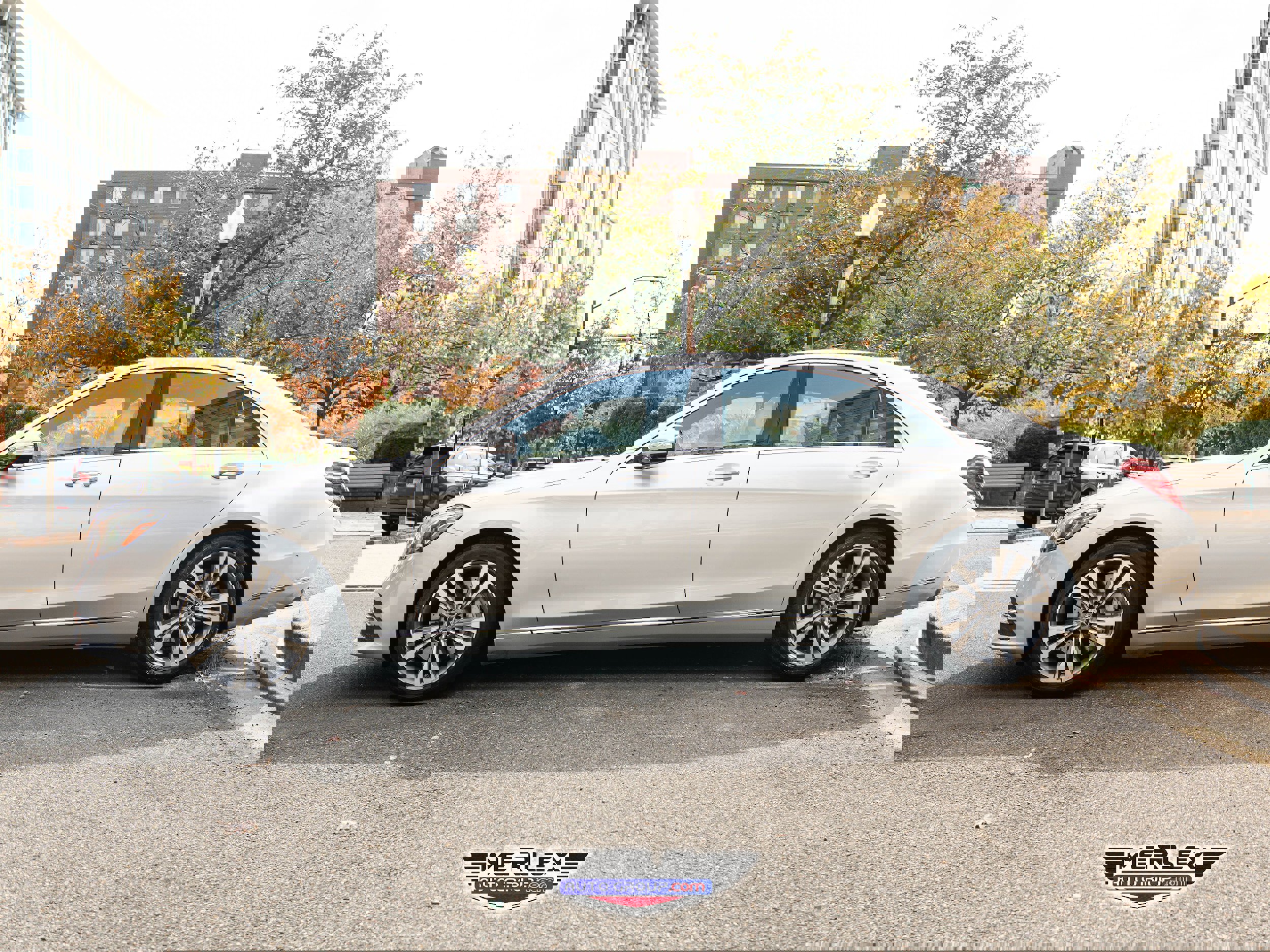 Used 2018 Mercedes-Benz S 560 4MATIC Sedan image 4