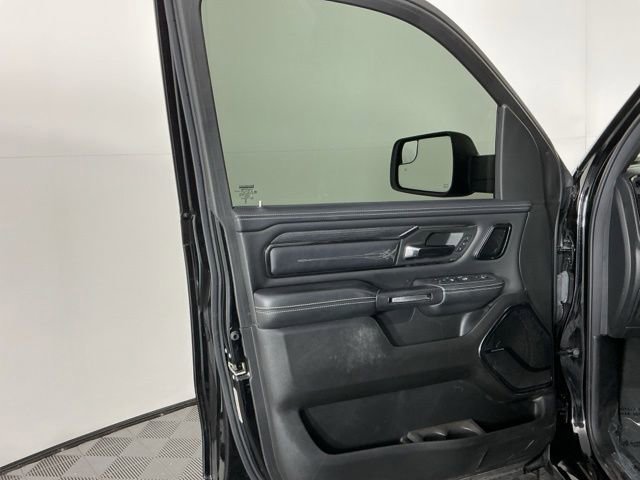 Used 2024 RAM 1500 Limited AWD/4WD image 12