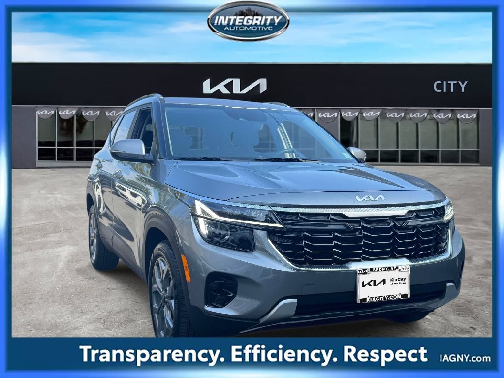 Certified 2024 Kia Seltos S AWD/4WD image 1