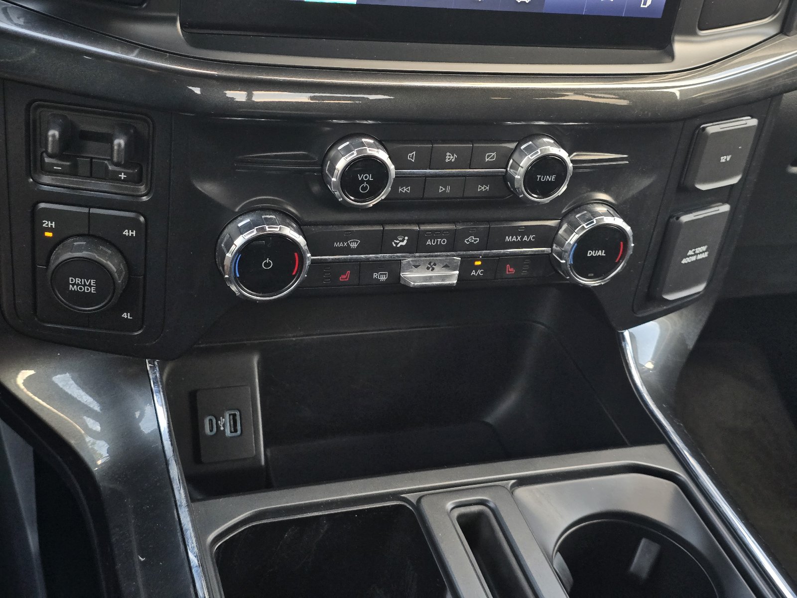 Used 2022 Ford F150 XLT w/ Equipment Group 302A High AWD/4WD image 23