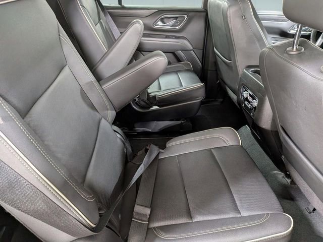 Used 2023 GMC Yukon SLT w/ SLT Premium Package AWD/4WD image 31