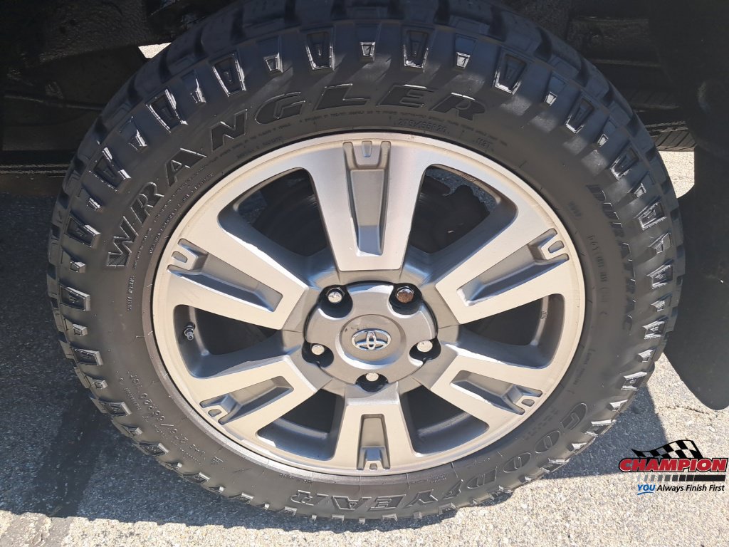 Used 2015 Toyota Tundra Platinum AWD/4WD image 19